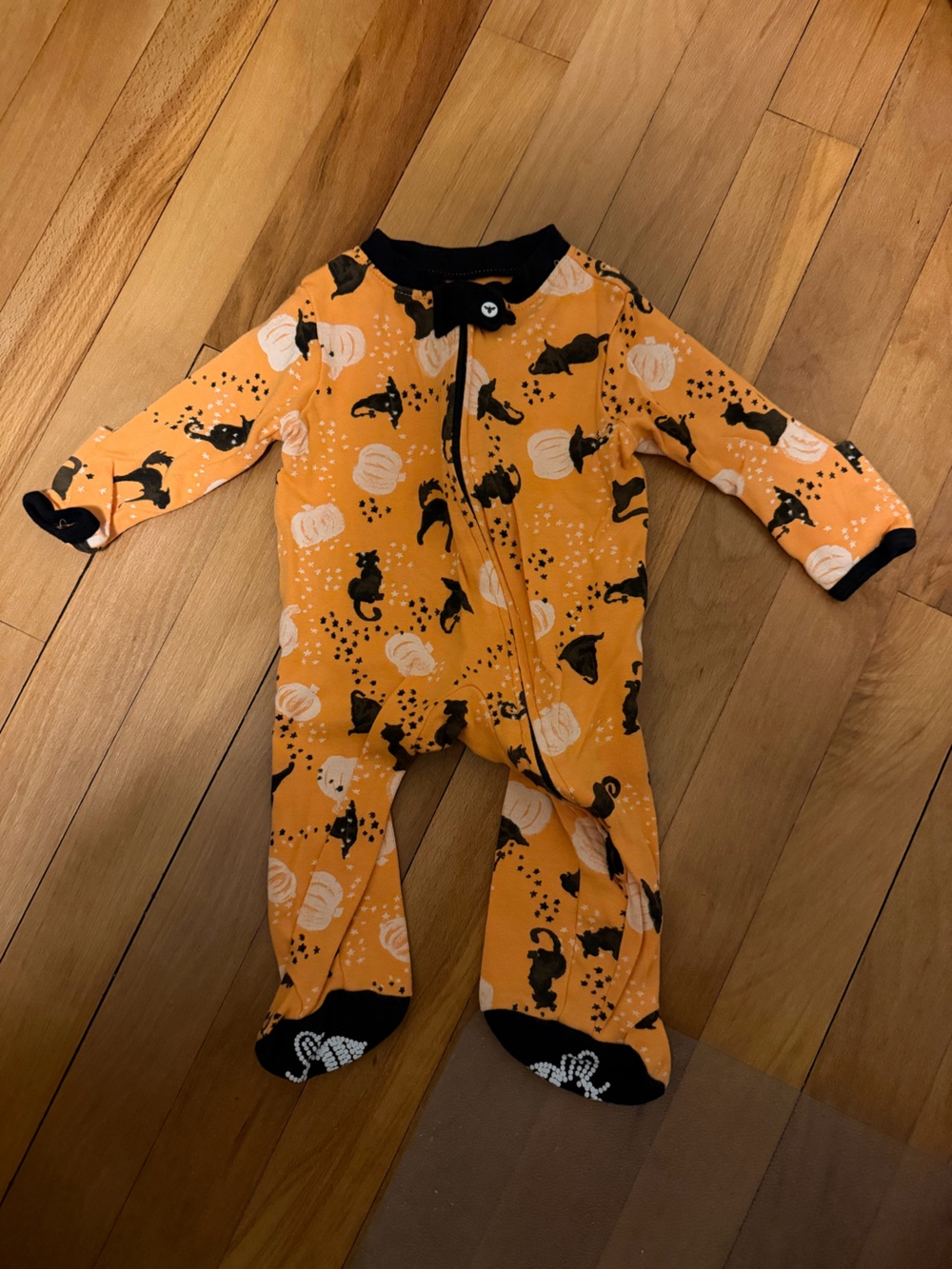 Burt's Bees Orange Pumpkin & Black Cat Footie